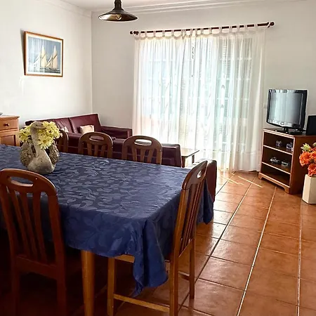 Casa Do Cisne Порту-Санту