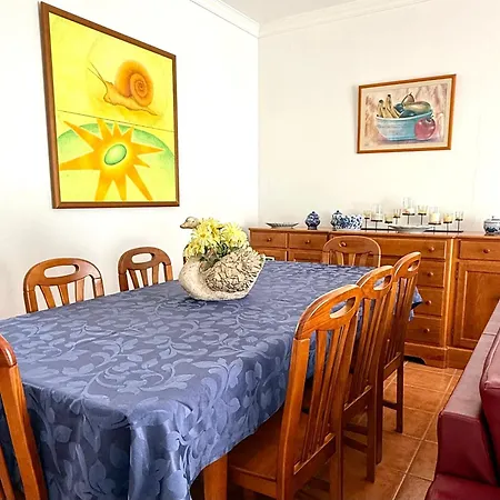 Casa Do Cisne * Порту-Санту