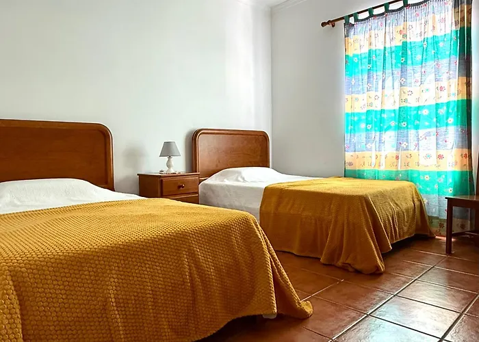 Semesterbostad Casa Do Cisne Porto Santo